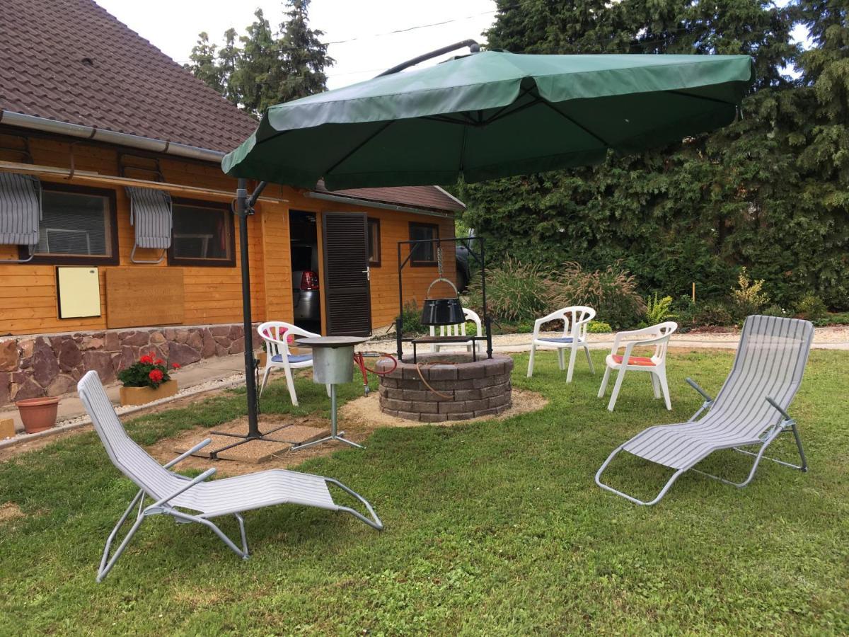 Aktiv Pihenes Apartman Révfülöp エクステリア 写真